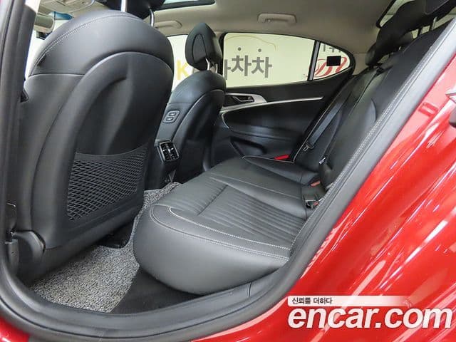 Genesis G70 2021 — Photo 6/20