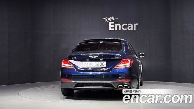 Genesis G70 2018 — ფოტო 10/33