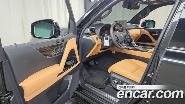 Lexus LX 2025 — ფოტო 5/37