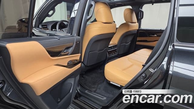 Lexus LX 2025 — ფოტო 10/37