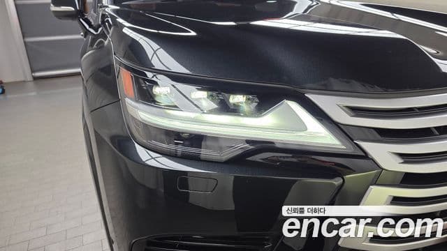Lexus LX 2025 — ფოტო 19/37