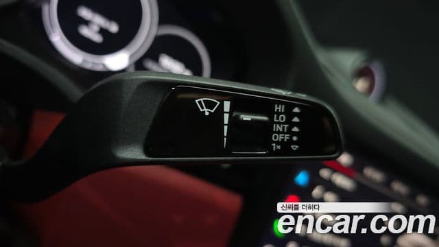 Porsche Cayenne 2023 — Photo 36/39