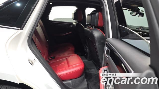 Porsche Macan 2018 — Şəkil 5/20