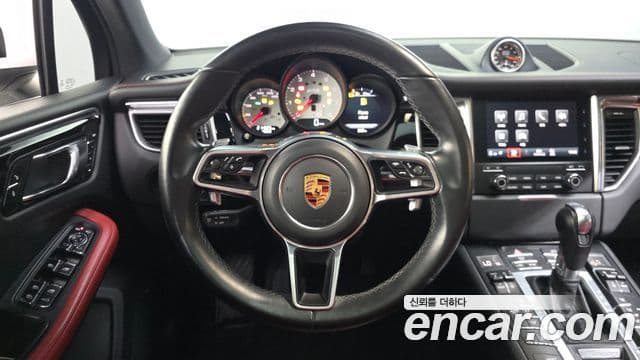 Porsche Macan 2018 — Şəkil 2/20