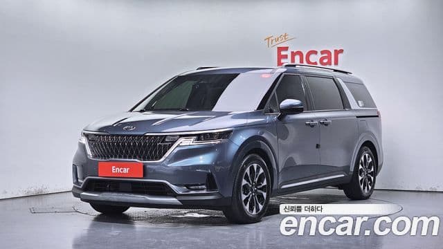 Kia Carnival 2021 — Фото 1/20
