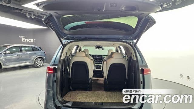 Kia Carnival 2021 — Фото 20/20