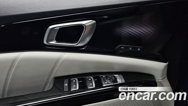 Kia Carnival 2021 — Photo 21/30