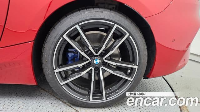 BMW Z4 2025 — Photo 10/31