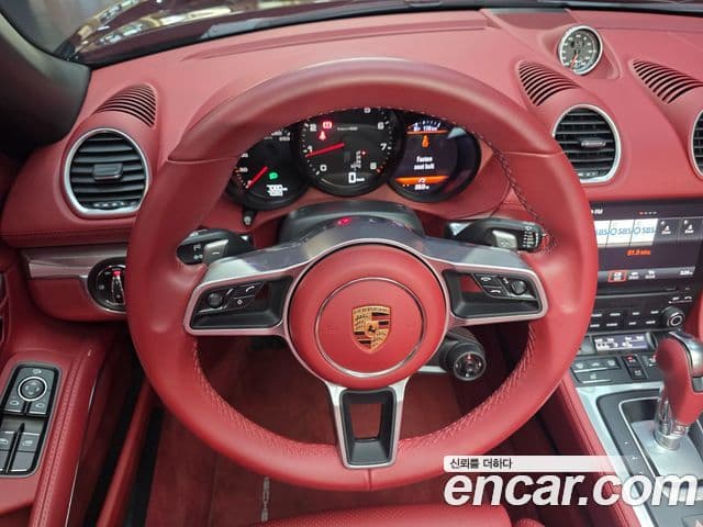 Porsche 718 Boxster 2022 — Фото 11/20