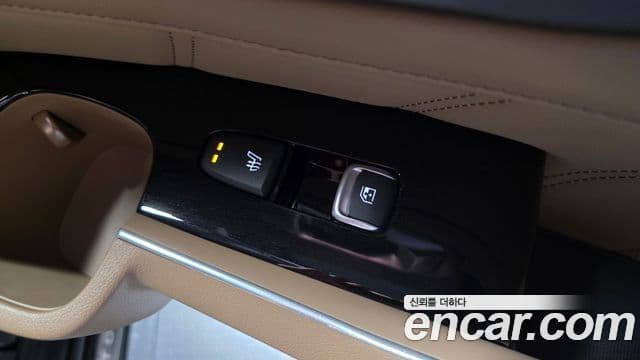 Kia Sorento 2023 — Фото 18/20