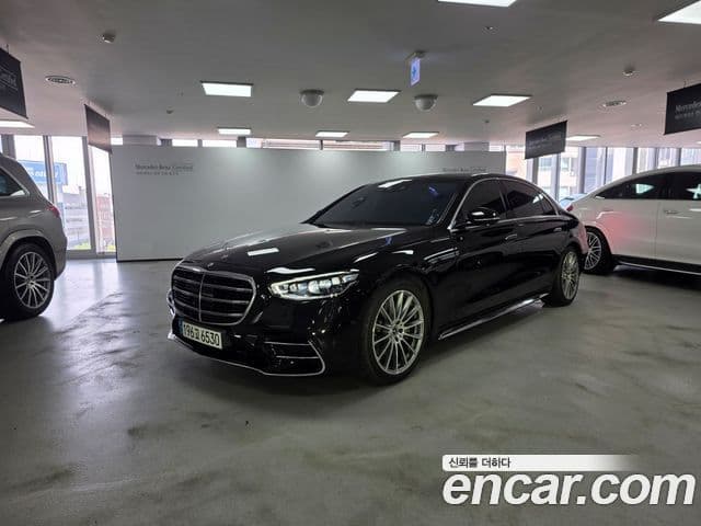 Mercedes-Benz S-Class 2021 — Photo 1/18
