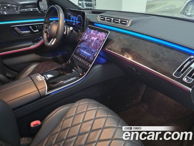 Mercedes-Benz S-Class 2021 — Photo 6/18