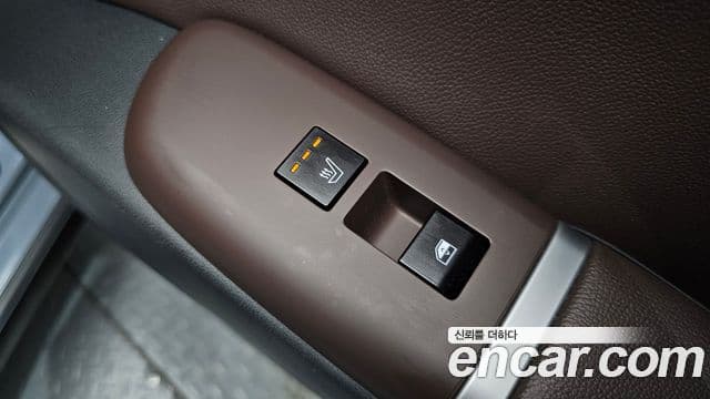Hyundai Grandeur Hybrid 2025 — ფოტო 28/35