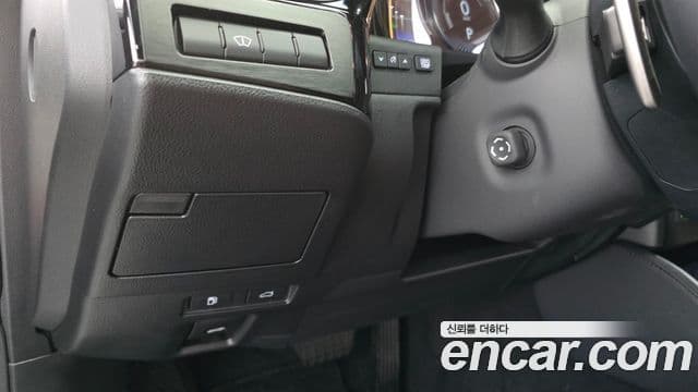 Lexus ES300h 2023 — Şəkil 24/35