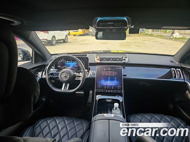 Mercedes-Benz S-Class 2024 — Photo 11/20