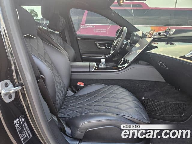 Mercedes-Benz S-Class 2024 — Photo 2/20