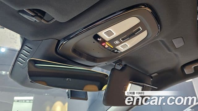 Volvo S90 2025 — Photo 37/37