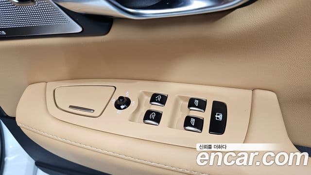 Volvo S90 2025 — Photo 11/37