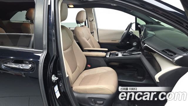 Toyota Sienna 2022 — Photo 18/30