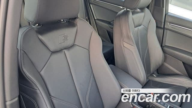 Audi Q3 2024 — ფოტო 17/20