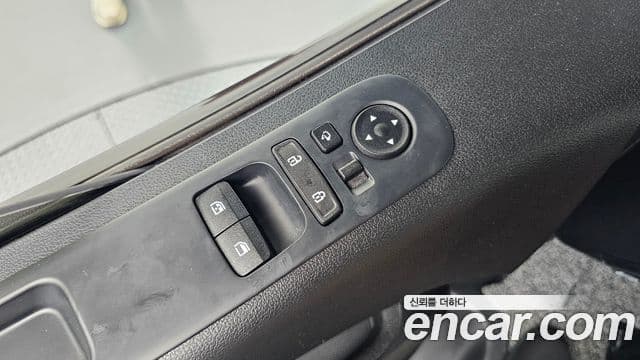 Hyundai Staria 2021 — Фото 12/20