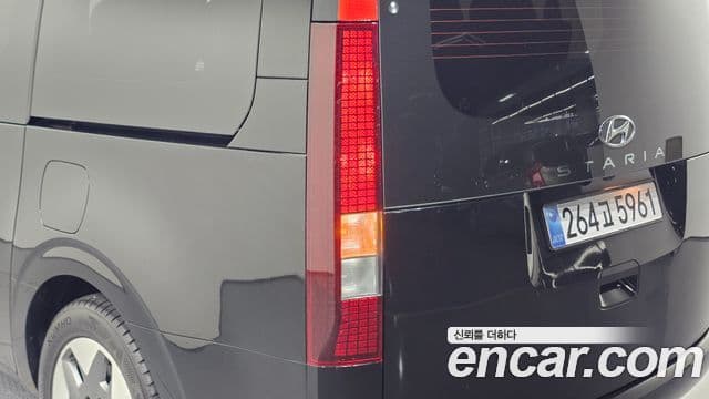 Hyundai Staria 2021 — Photo 30/30