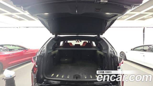 BMW XM 2025 — Photo 20/34