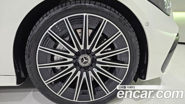 Mercedes-Benz CLE-Class 2025 — Photo 3/20