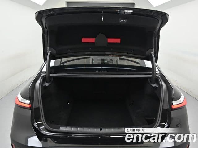 BMW 7 Series 2026 — ფოტო 19/20