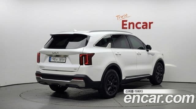 Kia Sorento 2024 — ფოტო 11/32
