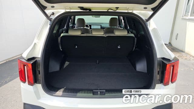 Kia Sorento 2024 — ფოტო 14/32