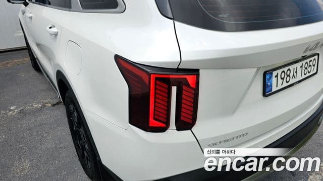 Kia Sorento 2024 — ფოტო 3/32