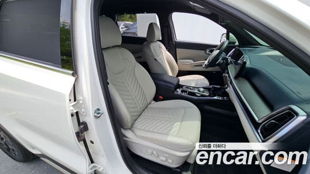 Kia Sorento 2024 — ფოტო 6/32