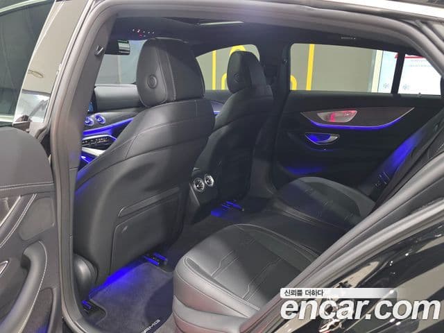 Mercedes-Benz AMG GT 2025 — Photo 5/18