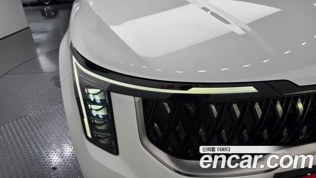 Kia Carnival 2024 — Photo 18/39