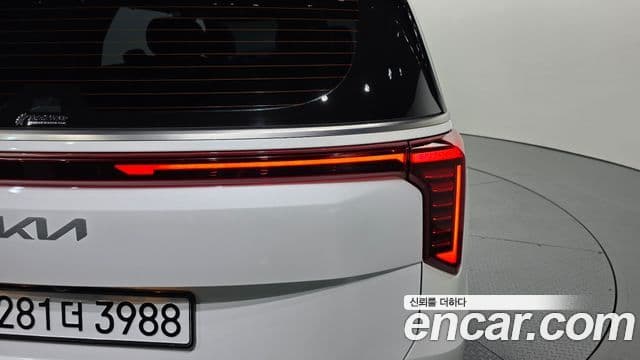 Kia Carnival 2024 — Photo 20/39