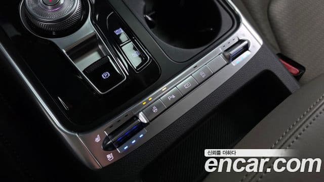 Kia Carnival 2024 — Photo 28/39