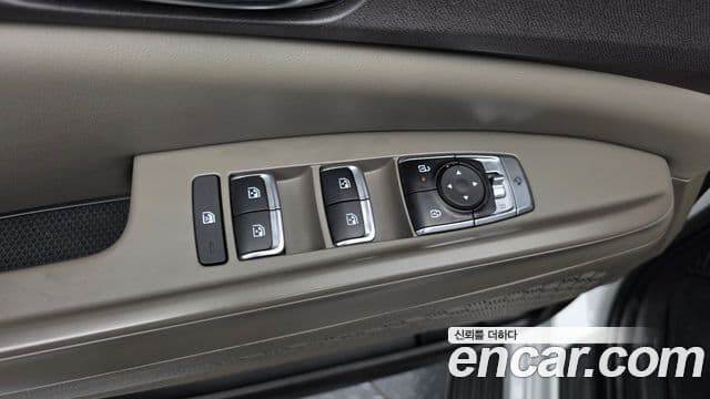 Kia Carnival 2024 — Photo 21/39