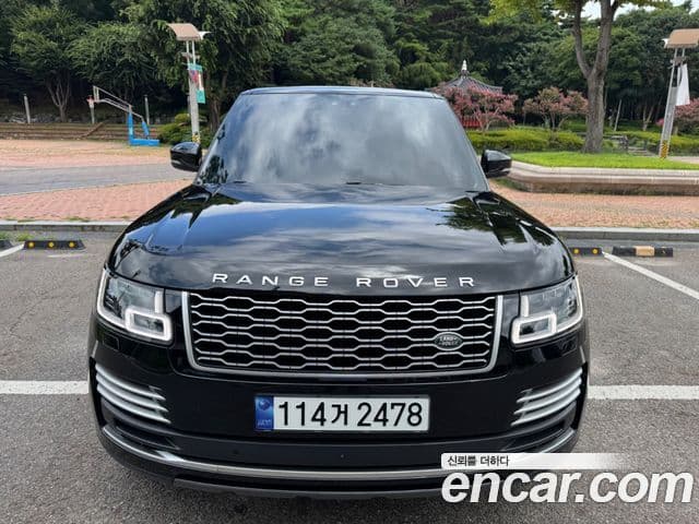 Land Rover Range Rover 2020 — Photo 9/20