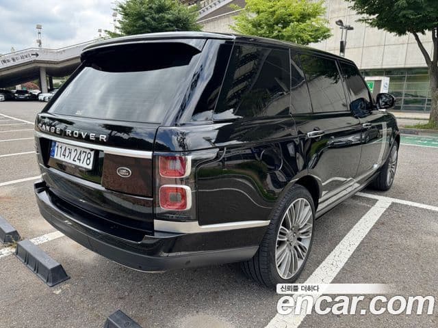 Land Rover Range Rover 2020 — Photo 14/20