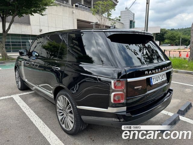 Land Rover Range Rover 2020 — Photo 15/20