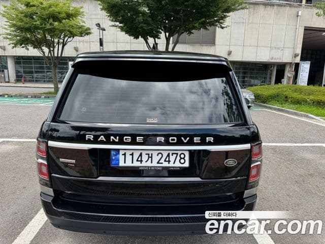 Land Rover Range Rover 2020 — Photo 4/20
