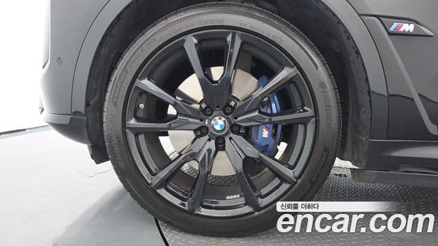 BMW X7 2023 — Şəkil 5/39