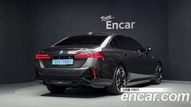 BMW i5 2023 — ფოტო 4/20
