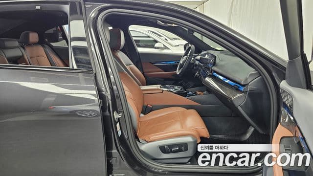 BMW i5 2023 — ფოტო 5/20