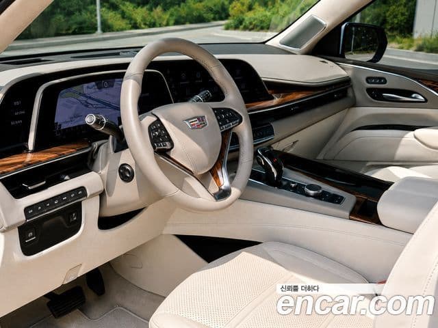 Cadillac Escalade 2023 — Фото 7/20