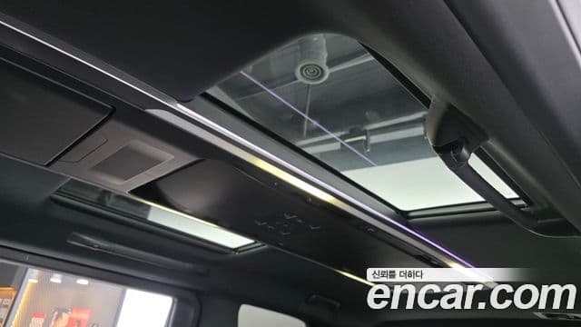 Toyota Alphard 2024 — Photo 7/20