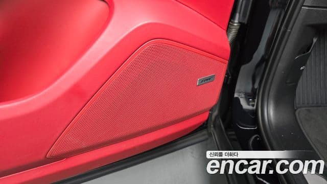 Porsche Cayenne 2022 — Photo 9/35