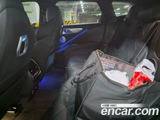 BMW XM 2025 — Photo 7/20