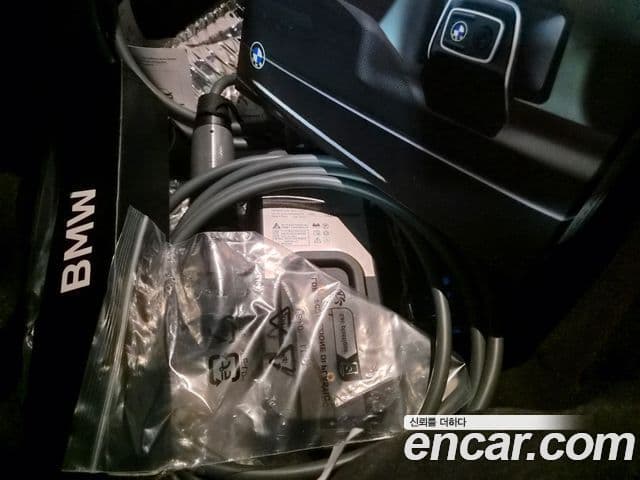 BMW XM 2025 — Photo 8/20